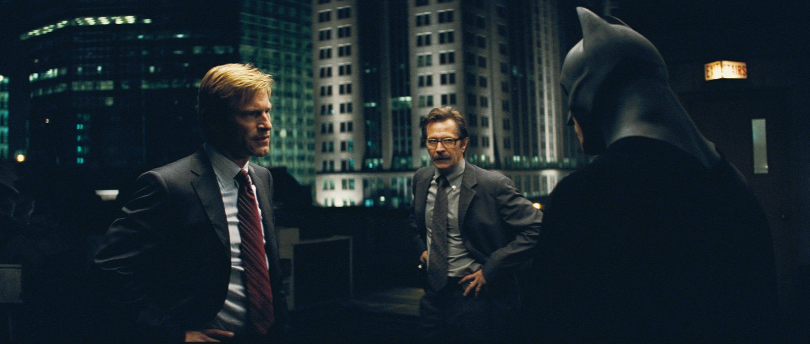 THE-DARK-KNIGHT-(2008)