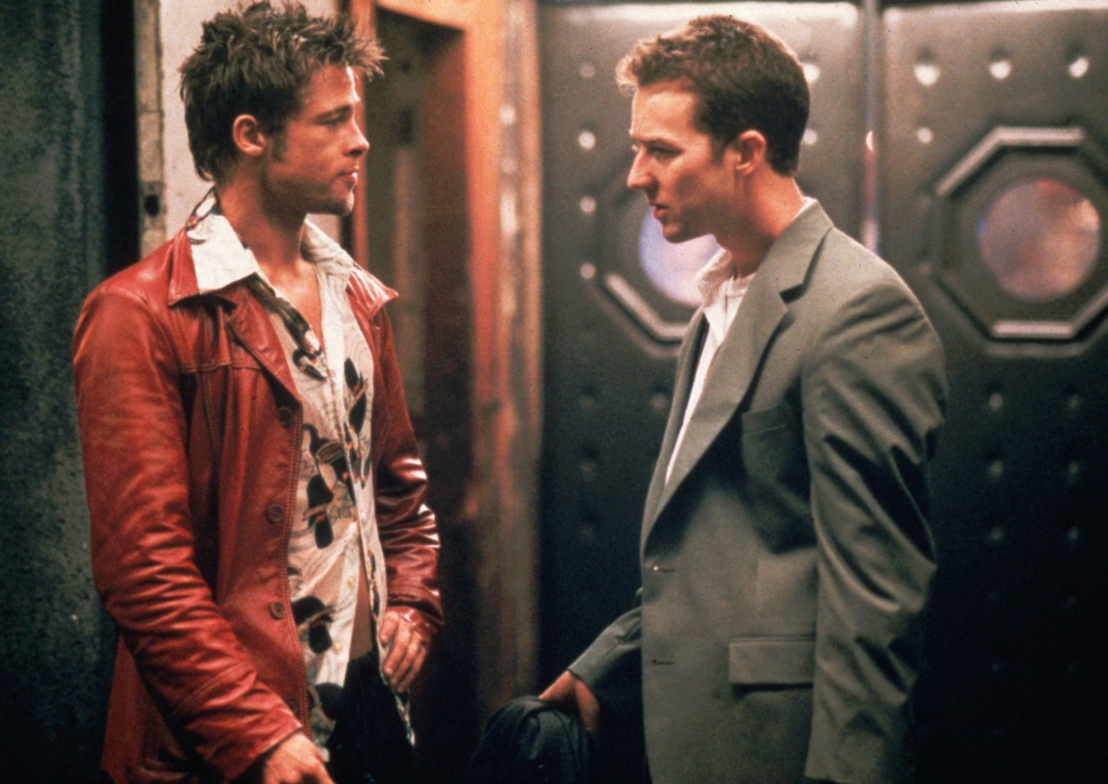 FIGHT-CLUB-(1999)