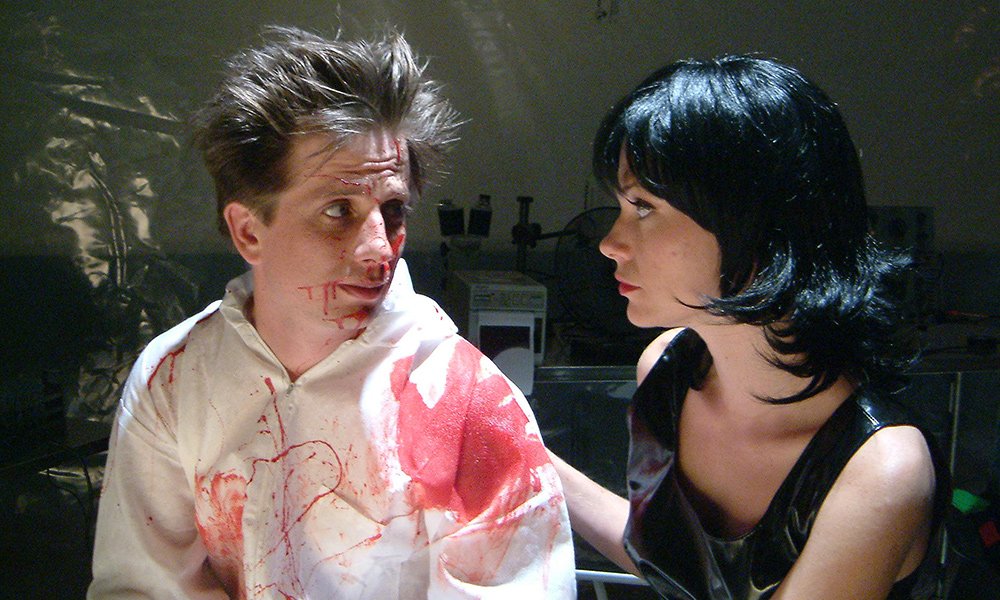 Phil-the-Alien-(2004)